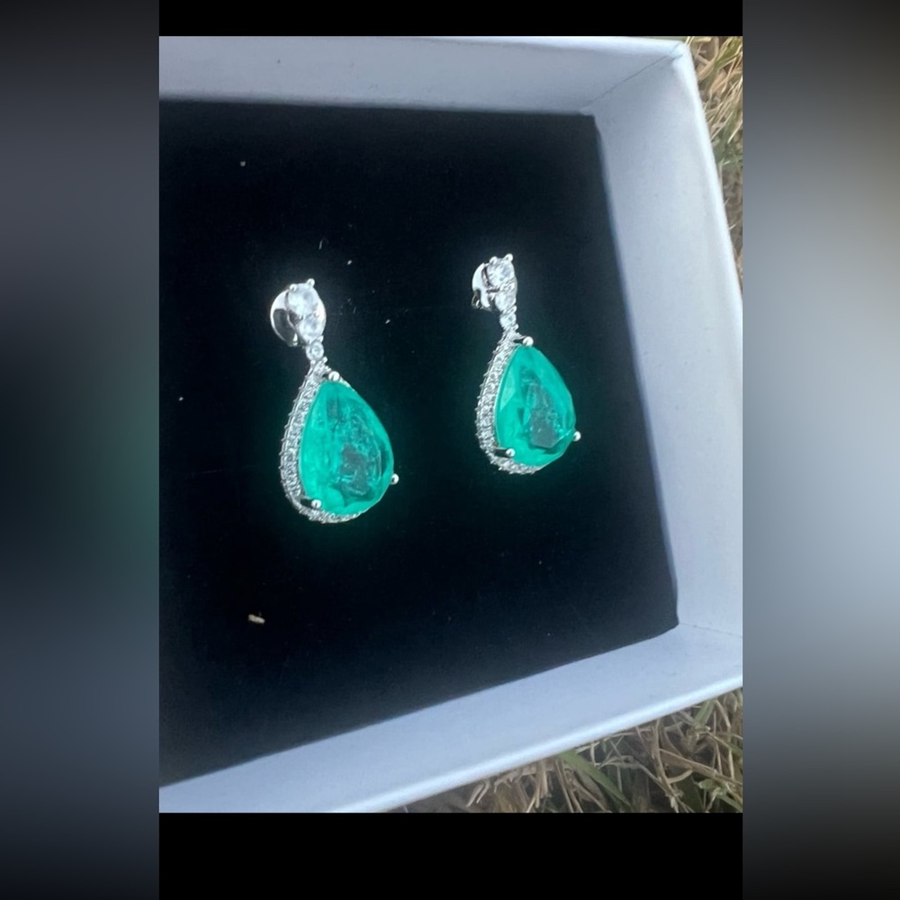 Gorgeous teardrop tourmaline 5CT gemstone crystal earrings #72